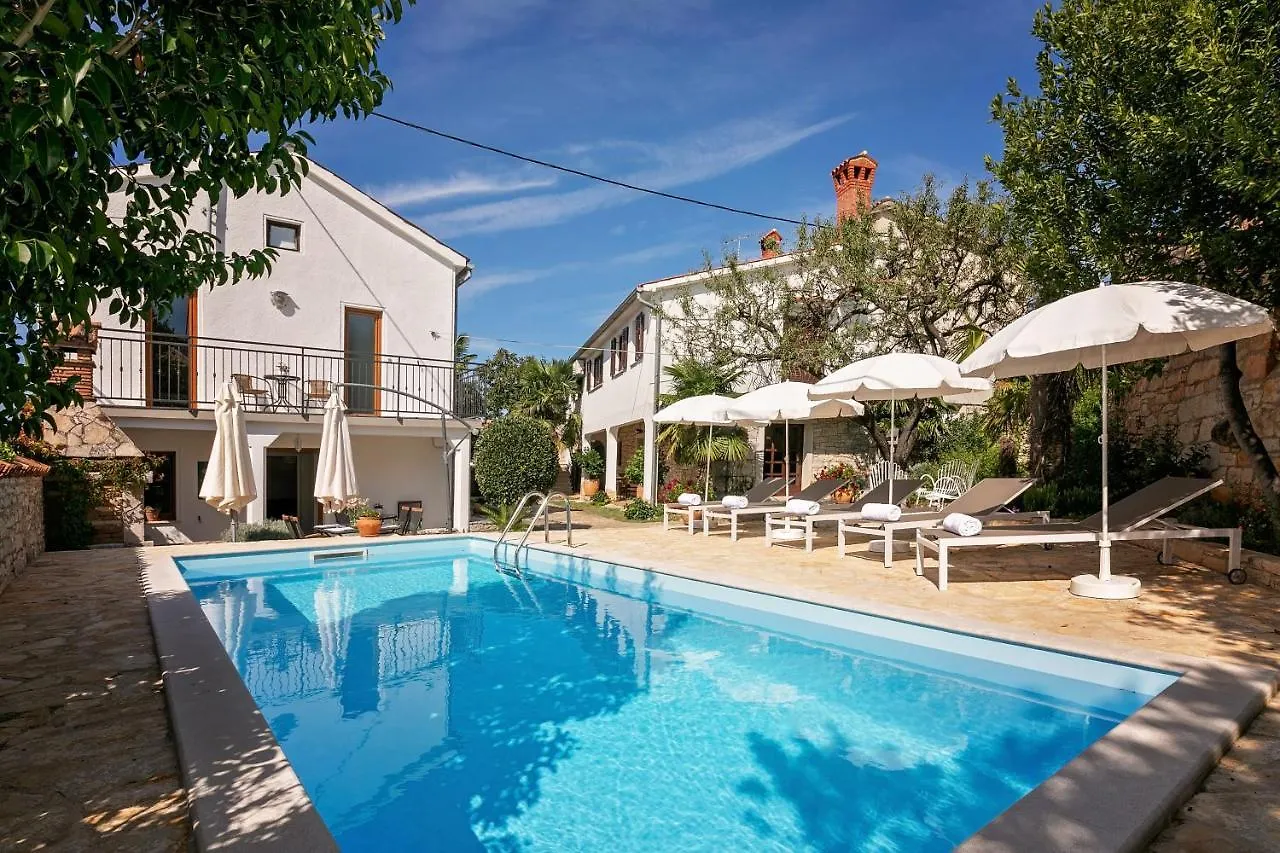 Villa Vito Kastelir